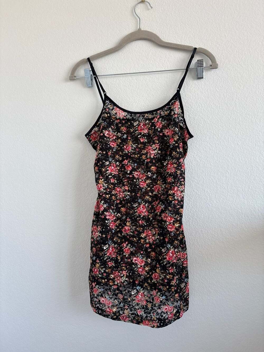 Urban Outfitters Floral Lace Camisole Size M